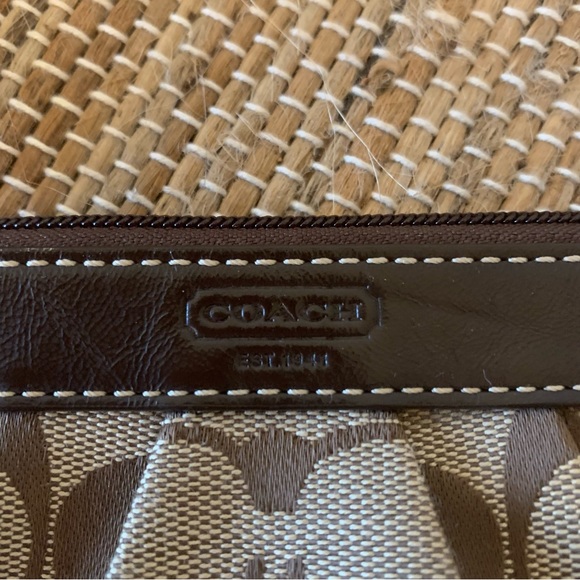Coach  Signature Design Pleated Wristlet - Picture 3 of 6